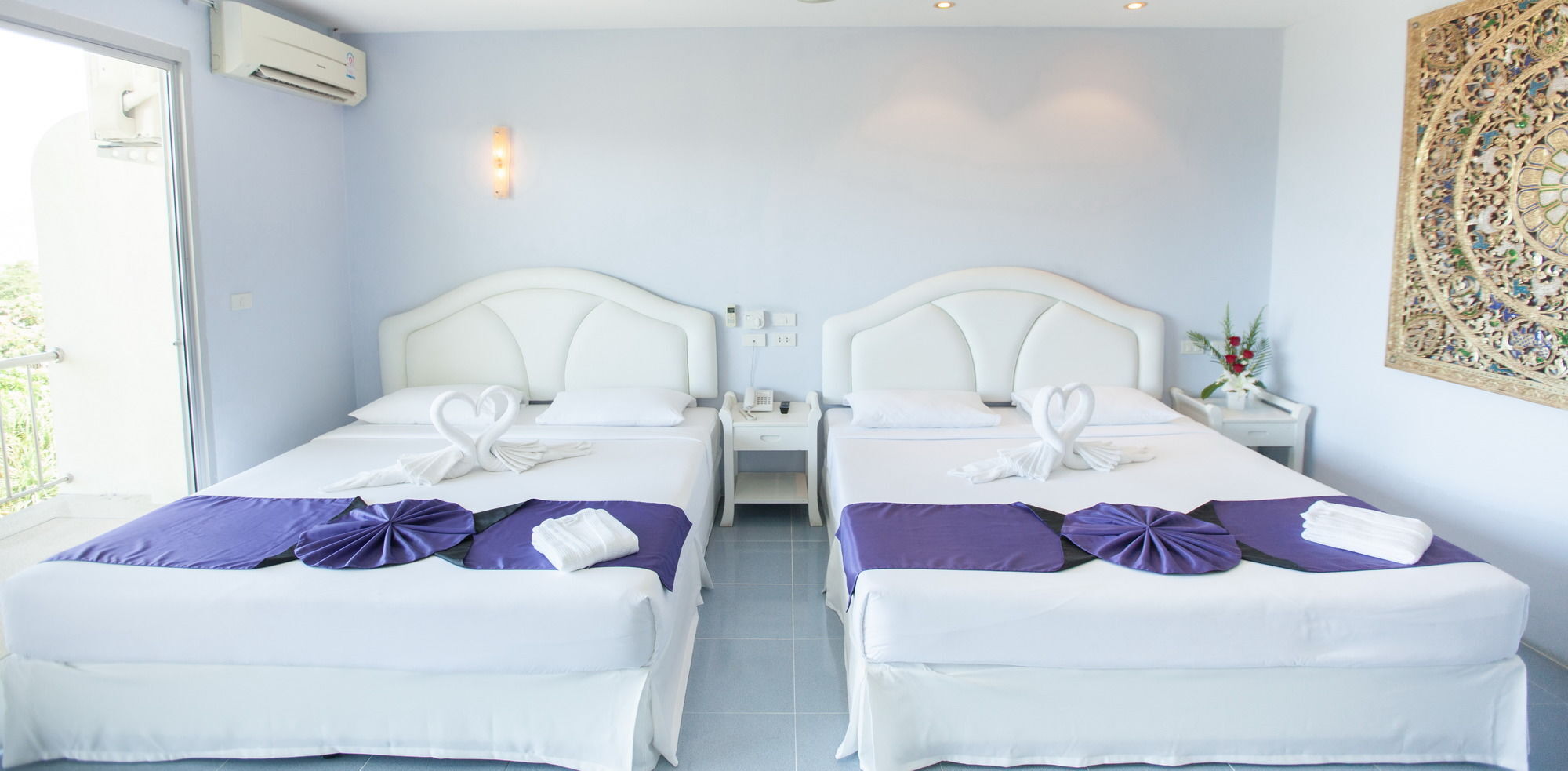 Chalong Beach Hotel Phuket Rawai 외부 사진